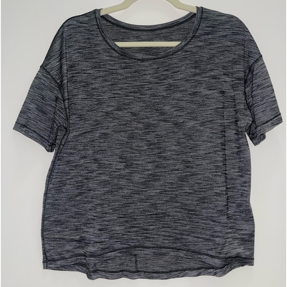 Lululemon short sleeve top